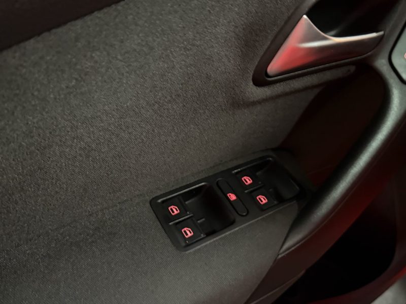🟢 Volkswagen Polo 1.6 TDI 105 cv TEAM Edition Ecran Gps Sièges Chauffants