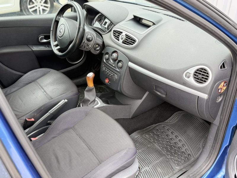 RENAULT CLIO III CONFORT DYNAMIQUE 1.5DCI 70CV 2005 245 000KM