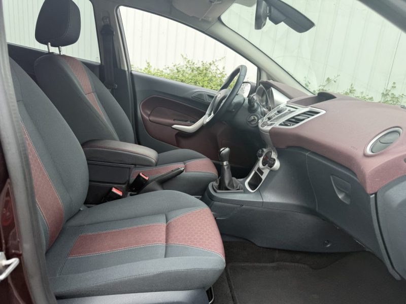 FORD FIESTA 1400 TDCI 68 AMBIENTE 2009