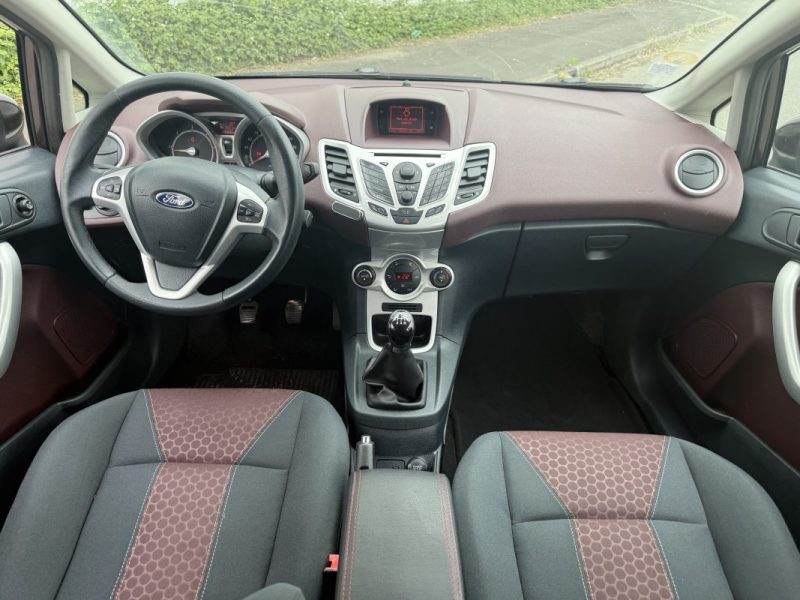 FORD FIESTA 1400 TDCI 68 AMBIENTE 2009