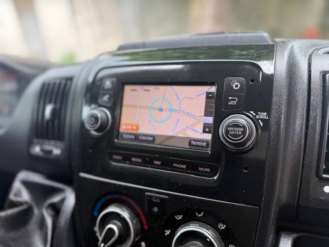 PEUGEOT BOXER 335 L2H2 2.0 BLUEHDI 130 PRO / 11000 HT / 1ERE MAIN 2019 / CAMERA DE RECUL / GPS