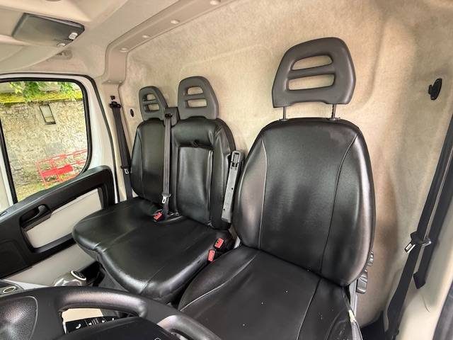 PEUGEOT BOXER 335 L2H2 2.0 BLUEHDI 130 PRO / 11000 HT / 1ERE MAIN 2019 / CAMERA DE RECUL / GPS