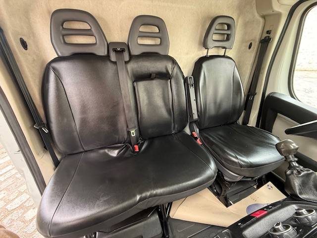 PEUGEOT BOXER 335 L2H2 2.0 BLUEHDI 130 PRO / 11000 HT / 1ERE MAIN 2019 / CAMERA DE RECUL / GPS