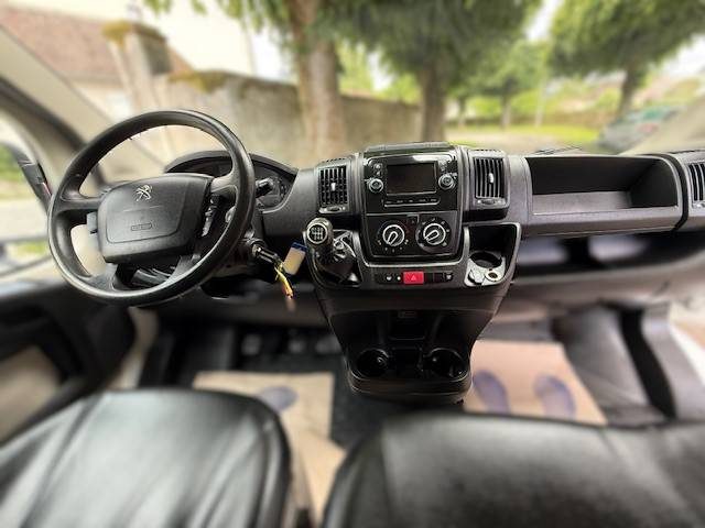PEUGEOT BOXER 335 L2H2 2.0 BLUEHDI 130 PRO / 11000 HT / 1ERE MAIN 2019 / CAMERA DE RECUL / GPS