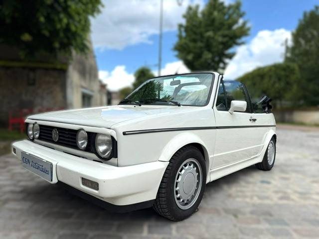VOLKSWAGEN GOLF 1.6 GLI CABRIOLET KARMANN ENTIEREMENT RESTAUREE 1981