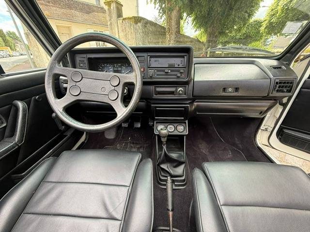 VOLKSWAGEN GOLF 1.6 GLI CABRIOLET KARMANN ENTIEREMENT RESTAUREE 1981