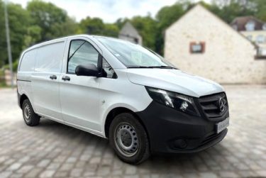 MERCEDES VITO CAMIONNETTE 111 CDI 1598CM3 114CV  2017 / ATTELAGE / GPS / REGULATEUR