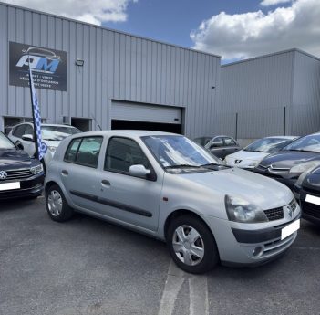 RENAULT CLIO EXPRESSION 1.4 16V 2002 GARANTIE 
