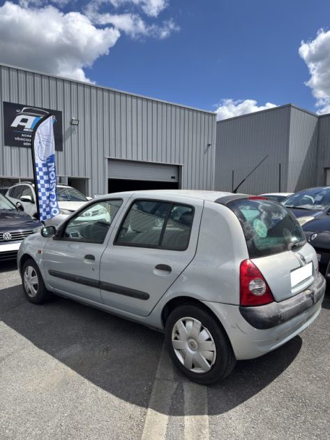 RENAULT CLIO EXPRESSION 1.4 16V 2002 GARANTIE 