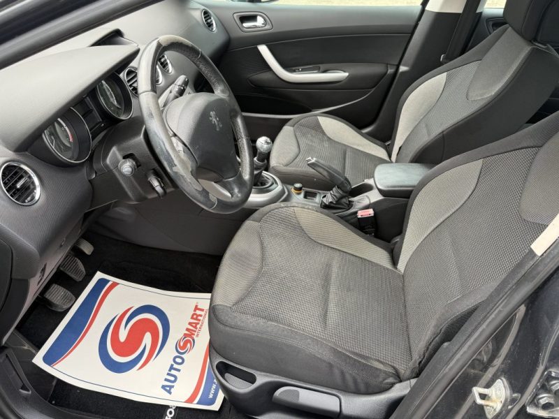 Peugeot 308 1.6 VTi 120ch Confort Pack - Régulateur - Clim - Jantes Alu - Révisée & Garantie 6 mois