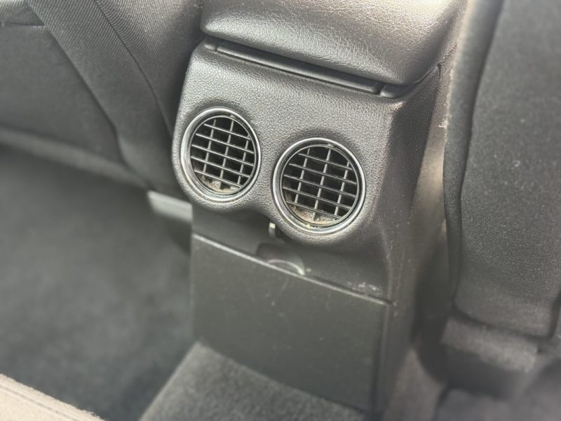 Peugeot 308 1.6 VTi 120ch Confort Pack - Régulateur - Clim - Jantes Alu - Révisée & Garantie 6 mois