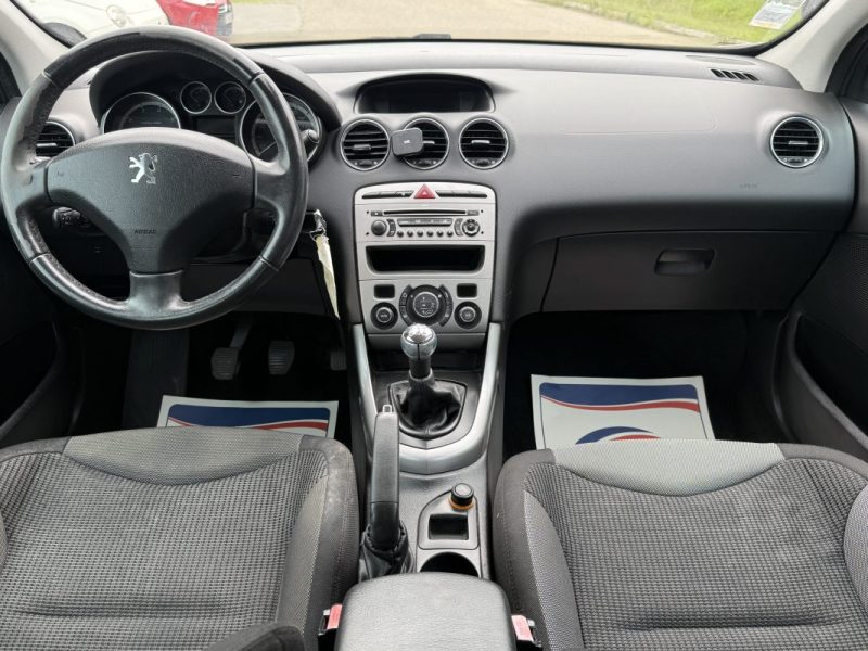 Peugeot 308 1.6 VTi 120ch Confort Pack - Régulateur - Clim - Jantes Alu - Révisée & Garantie 6 mois