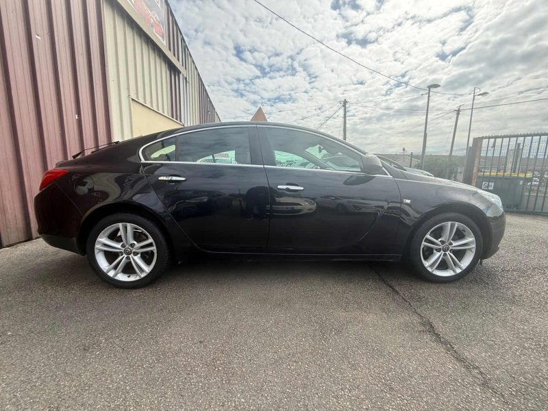 OPEL INSIGNIA BERLINE 2.0 CDTI 160 CV COSMO 2009
