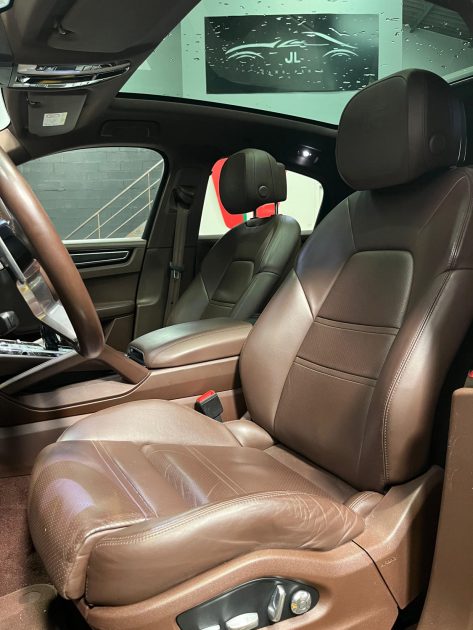 MAGNIFIQUE PORSCHE CAYENNE 3.0 V6 462CH E-HYBRID (TOIT PANORAMIQUE, SUIVI D'ENTRETIEN PORSCHE)⭐️⭐️⭐️⭐️⭐️