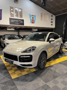 MAGNIFIQUE PORSCHE CAYENNE 3.0 V6 462CH E-HYBRID (TOIT PANORAMIQUE, SUIVI D'ENTRETIEN PORSCHE)⭐️⭐️⭐️⭐️⭐️
