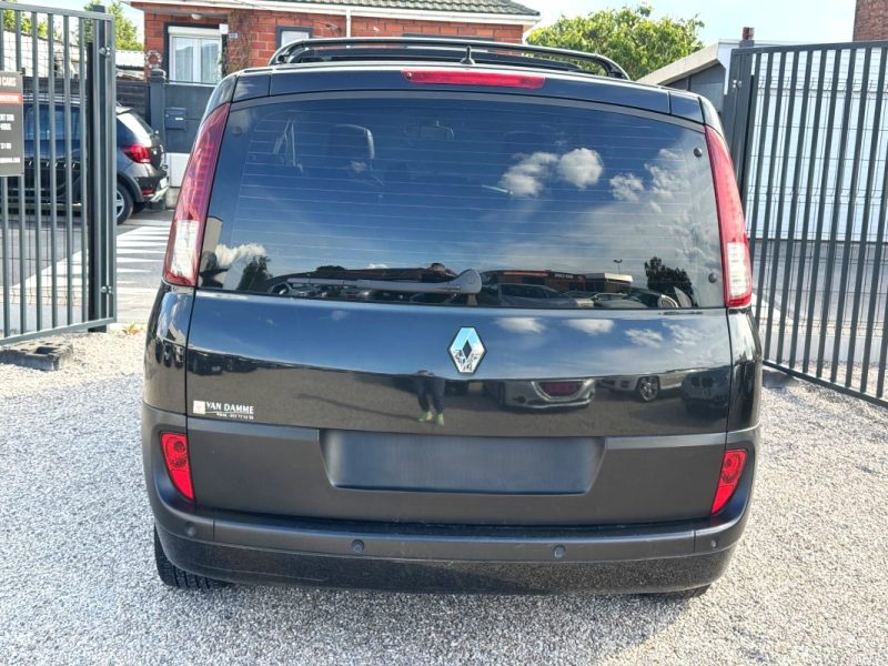 RENAULT ESPACE IV 2.0 DCI 150CV INITIALE PARIS 7 PLACES 