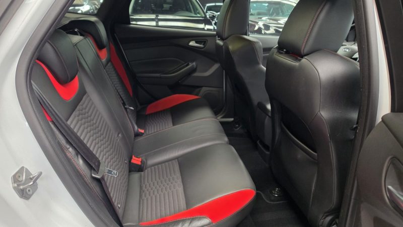 FORD FOCUS TURNIER ST 2.0 250*GPS*CUIR*XENON* 2017