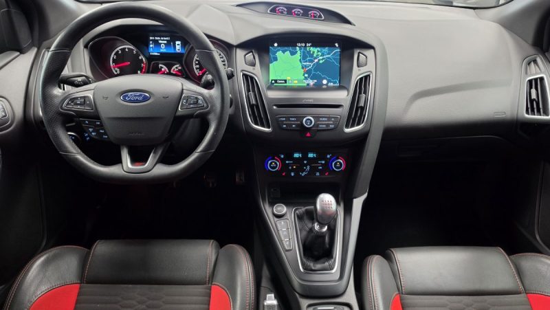 FORD FOCUS TURNIER ST 2.0 250*GPS*CUIR*XENON* 2017