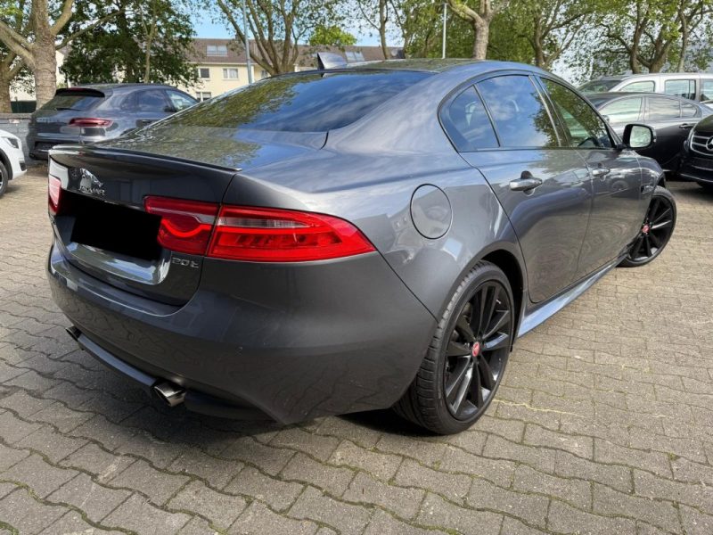 JAGUAR XE 2.0 200 R-SPORT AUTO*1ERE MAIN*MERIDIAN*CAMERA*CUIR* 2018