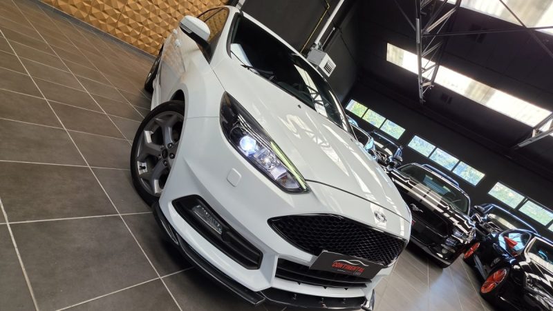 FORD FOCUS 2017 2.0 250 ST*RECARO*GPS*XENON 2017