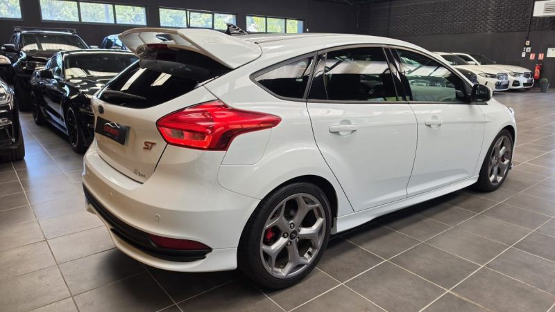 FORD FOCUS 2017 2.0 250 ST*RECARO*GPS*XENON 2017