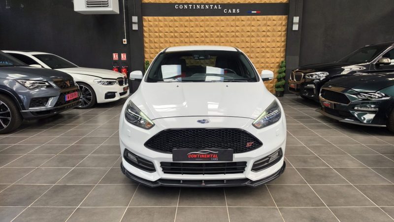 FORD FOCUS 2017 2.0 250 ST*RECARO*GPS*XENON 2017