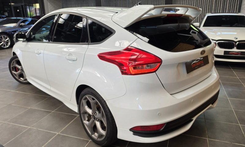 FORD FOCUS 2017 2.0 250 ST*RECARO*GPS*XENON 2017