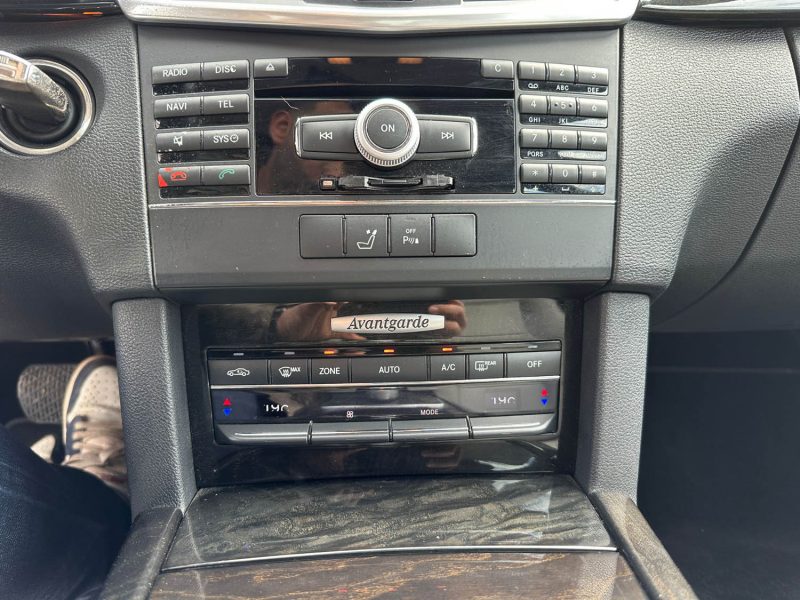 MERCEDES-BENZ CLASSE E (W212) E 350 CDI AVANTGARDE 7G-TRONIC 2010