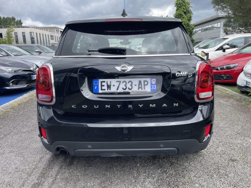 MINI COUNTRYMAN ONE D 116 CHILI 2018