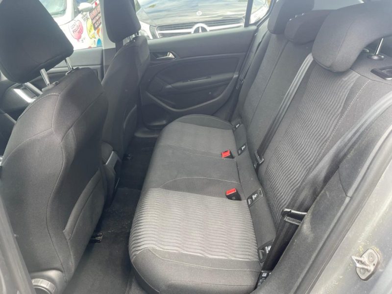 PEUGEOT 308 II 1.2 PURETECH 110CH STYLE 5P