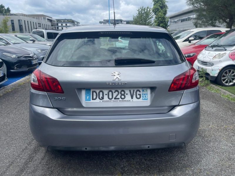 PEUGEOT 308 II 1.2 PURETECH 110CH STYLE 5P