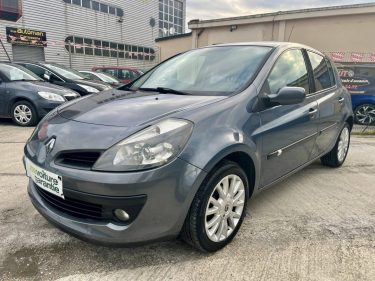 RENAULT CLIO 3 DYNAMIQUE 1.6 16 V 110 CH