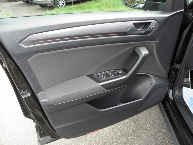Volkswagen T-ROC 1.5 TSI EVO 150ch Style • 1ère main • Entretien suivi