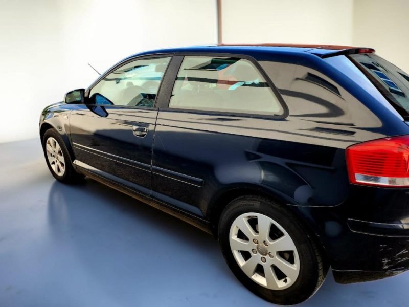 AUDI A3 1.6 PACK ATTRACTION 102 TIPTRONIC 2005