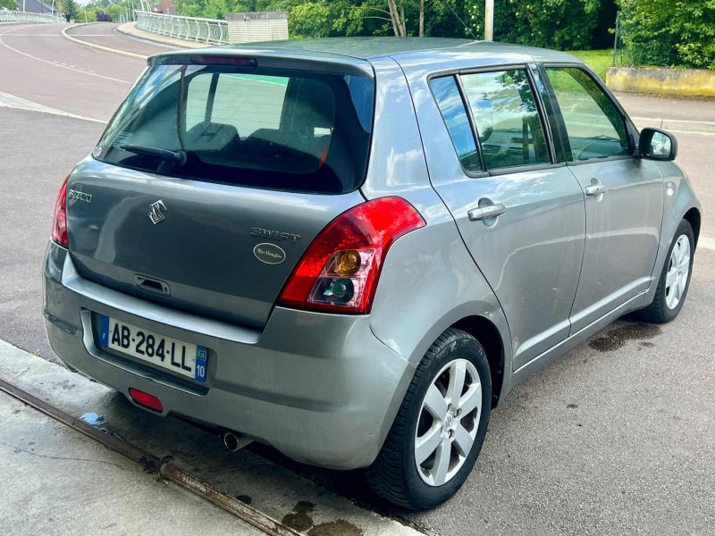 SUZUKI SWIFT 1.3 75CH