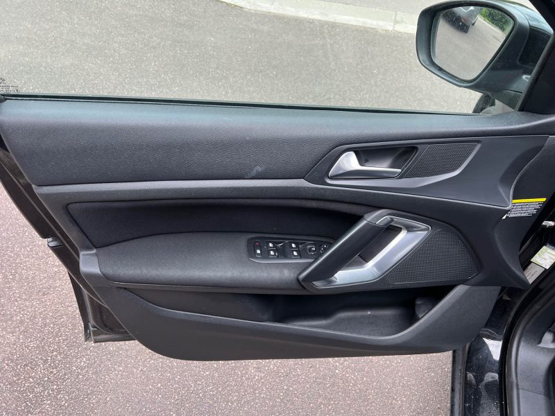 PEUGEOT 308 II 2.0 BLUEHDI 150Ch BOITE AUTO