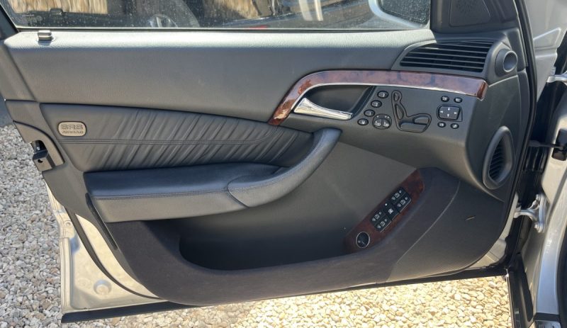 MERCEDES-BENZ CLASSE S 500 305 CH 5.0 L V8 W220 50.000 KM État exceptionnel