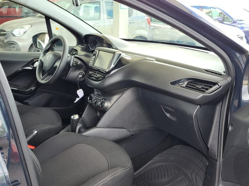 PEUGEOT 208 1.2 PURETECH 82CH ACTIVE S&S ETG5 5P 2017