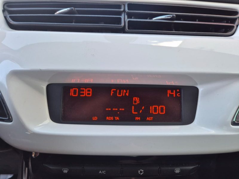 CITROEN DS3 1.6 HDI 90 AIRDREAM SO CHIC 2011