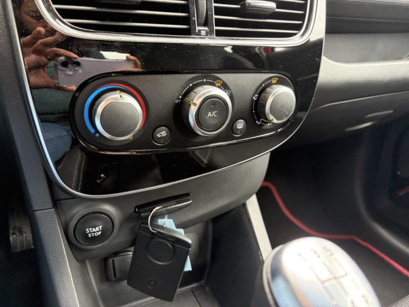 RENAULT CLIO IV 1.2 Trend / Garantie 12 Mois