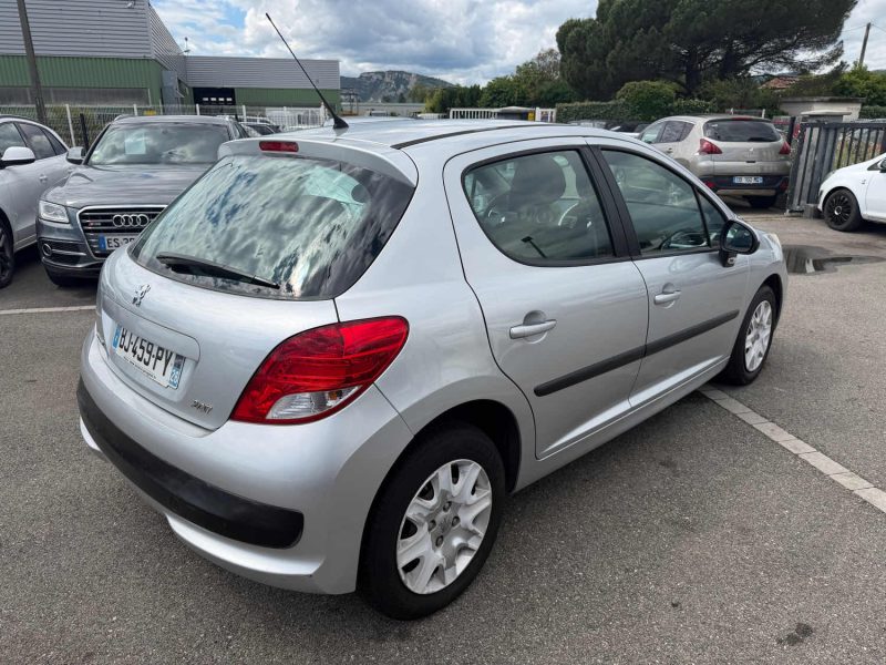 PEUGEOT 207 1.4 HDI 70CH URBAN PHASE 2 GARANTIE