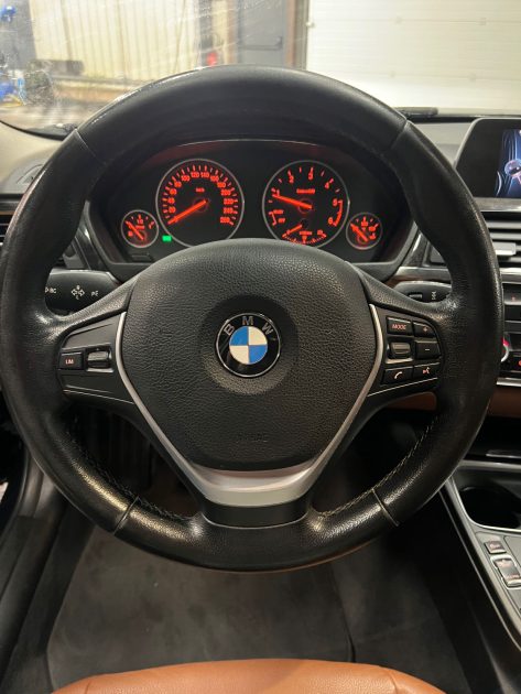 MAGNIFIQUE BMW 318D TOURING 143cv LUXURY 2015 (BOITE AUTO, SIÈGES CHAUFFANTS) ⭐️⭐️⭐️⭐️⭐️