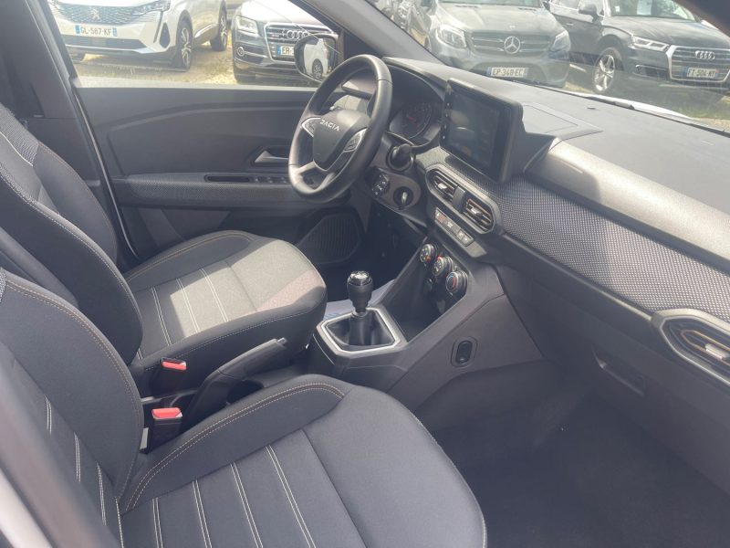 DACIA SANDERO 3 1.0 TCE 90CH STEPWAY EXPRESSION 6MKM