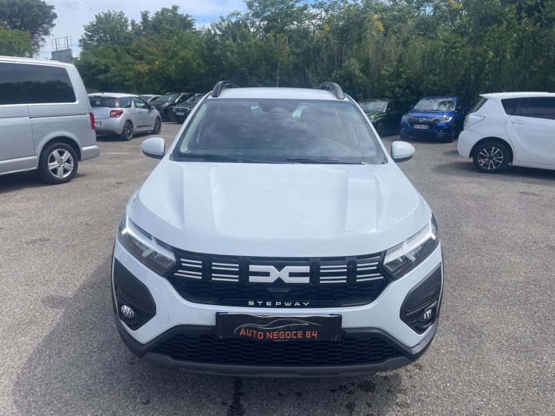 DACIA SANDERO 3 1.0 TCE 90CH STEPWAY EXPRESSION 6MKM