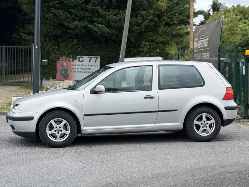 GOLF 4 1,6L 100 CV Boite Auto DISTRIBUTION OK / Paiement 4X ou 10X Possible