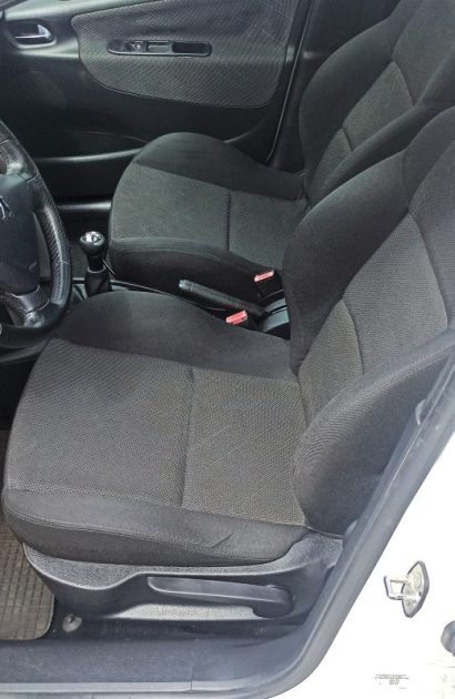 PEUGEOT 207 1.4 75CV 5PORTES TOIT PANORAMIQUE GARANTIE 6MOIS