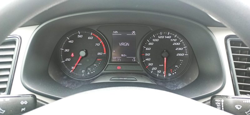 SEAT LEON TSI 5PORTES 1ER MAIN GARANTIE 6MOIS ETAT NEUF