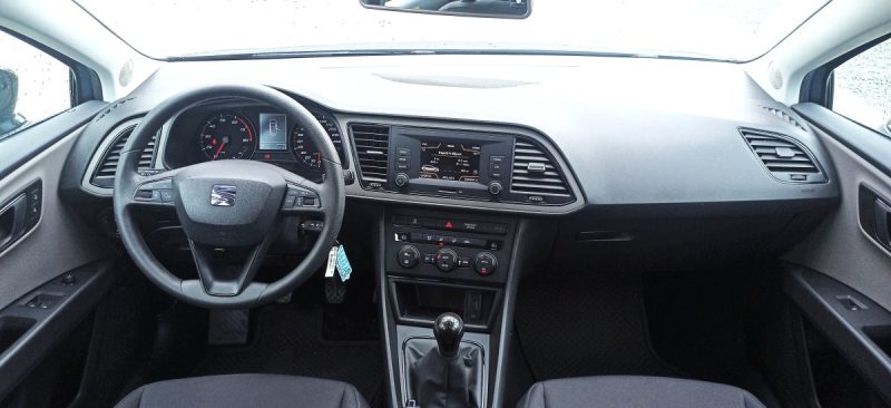 SEAT LEON TSI 5PORTES 1ER MAIN GARANTIE 6MOIS ETAT NEUF