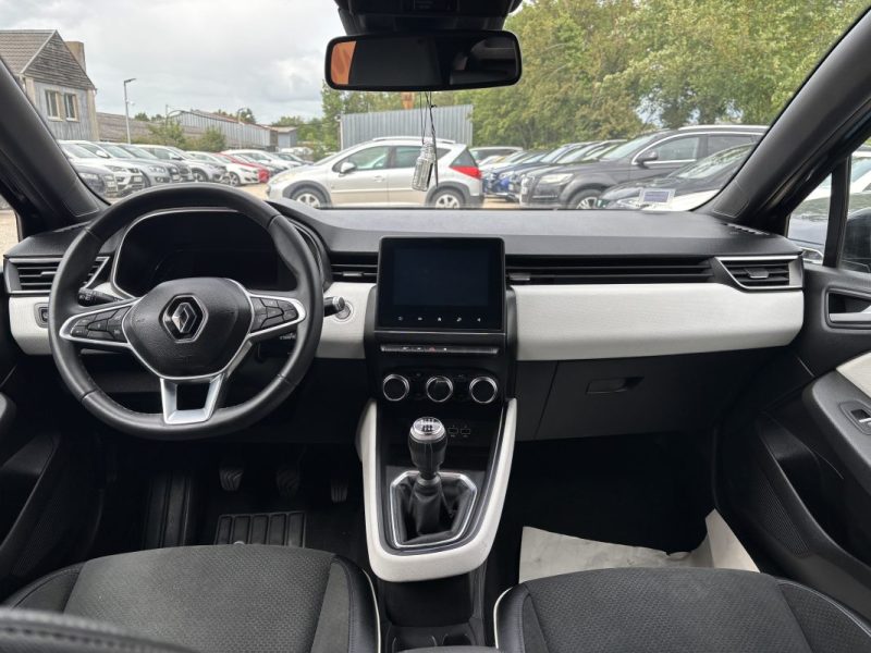 RENAULT CLIO V 1.3 TCE 140 INTENS 2021