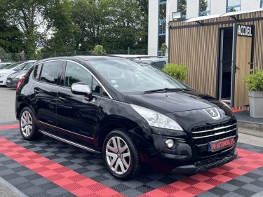 PEUGEOT 3008 2.0 L  HDI HYBRID 4 200CV  GARANTIE 3/12 MOIS 2013